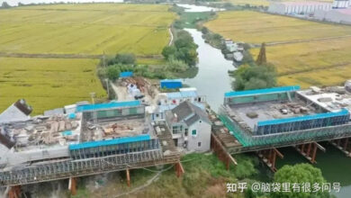 Photo of Владелица «самого упрямого дома» в Цзянсу, препятствовавшая строительству моста, наконец уступила