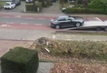 Photo of Самое понедельничное видео: парень снял прибытие своего нового автомобиля Audi…